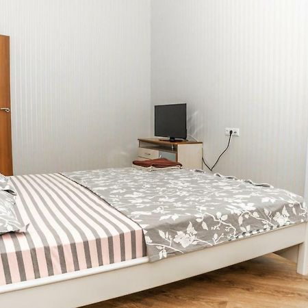 Fransuaza Apartments Odesa Exterior photo