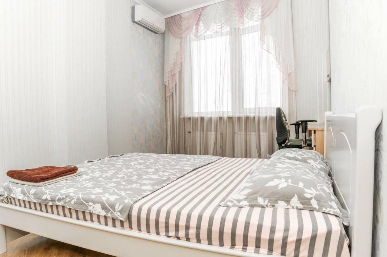 Fransuaza Apartments Odesa Exterior photo